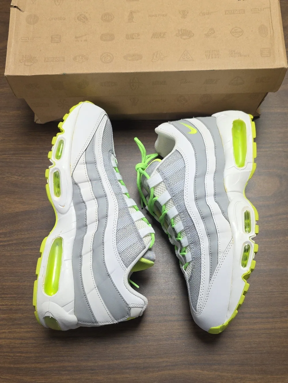 Nike Air Max 95 White Gray Volt 609048-138 Men's 9